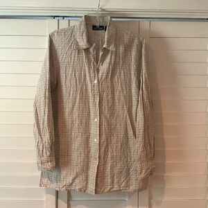 Womens button up shirt w/slits on sides